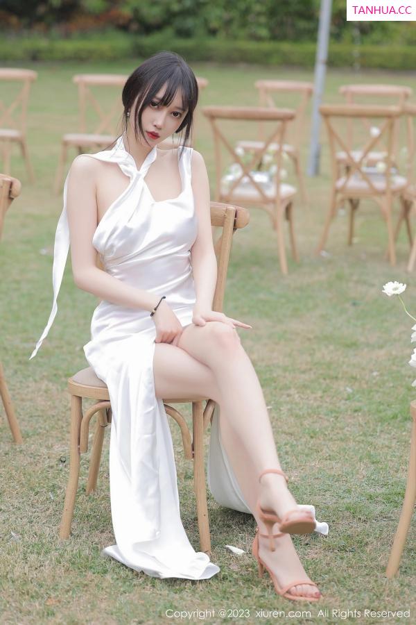 玥儿玥  [XiuRen]高清写真图 2023.03.24 No.6466 玥儿玥er 万宁旅拍第18张图片